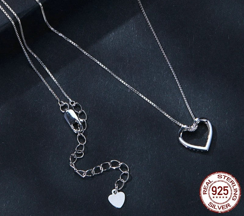 925 Sterling Silver Minimalist Moissanite Heart Necklace - TEA LU SHOP