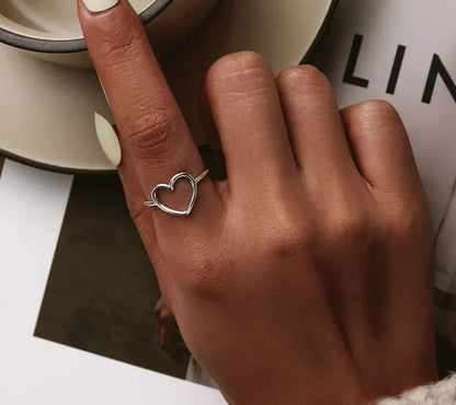 925 Sterling Silver Minimalist Heart Ring - TEA LU SHOP