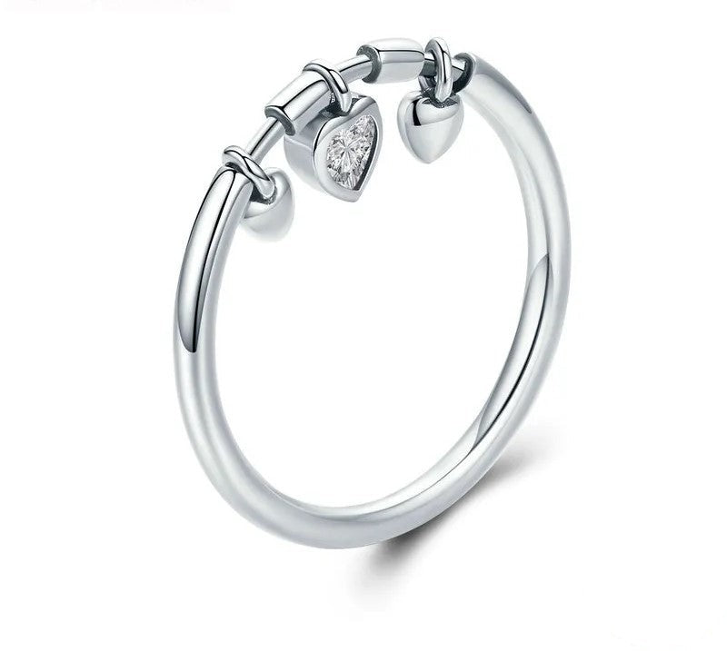 925 Sterling Silver Glittering Heart Ring - TEA LU SHOP