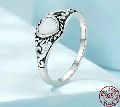 Opal Heart-shaped Sculptured Pattern Ring