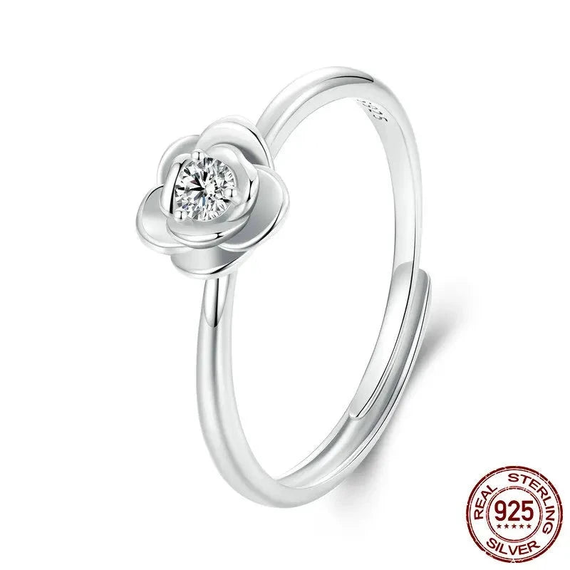 Flower Moissanite Engagement Ring