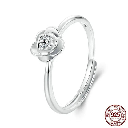 Flower Moissanite Engagement Ring