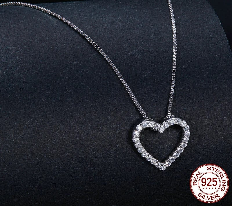925 Sterling Silver Minimalist Moissanite Heart Necklace - TEA LU SHOP