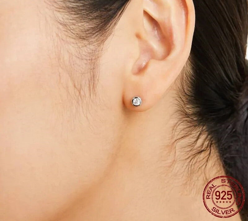 925 Sterling Silver Moissanite Stud Earrings - TEA LU SHOP