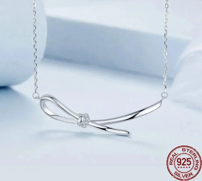 Bowknot Pendant Necklace