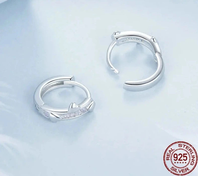 925 Sterling Silver Classic Heart-shaped Ear Buckles