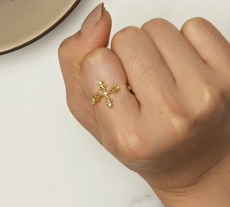925 Sterling Silver Retro Pattern Cross Ring - TEA LU SHOP