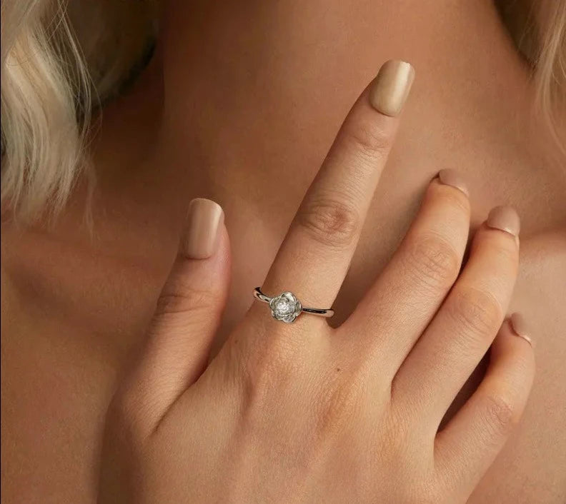 Flower Moissanite Engagement Ring