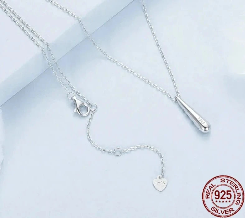 925 Sterling Silver Elegant Teardrop Necklace
