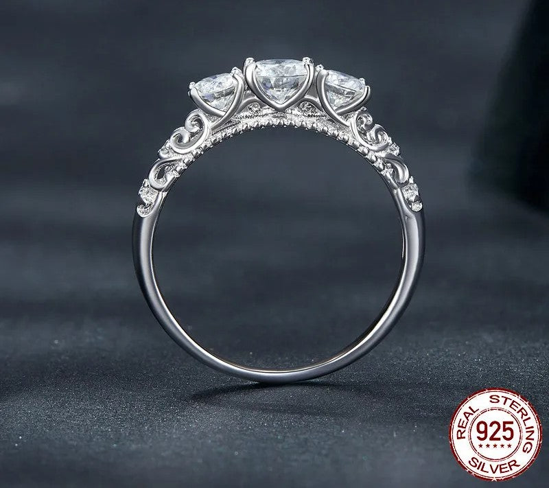 925 Sterling Silver Moissanite Ring - TEA LU SHOP