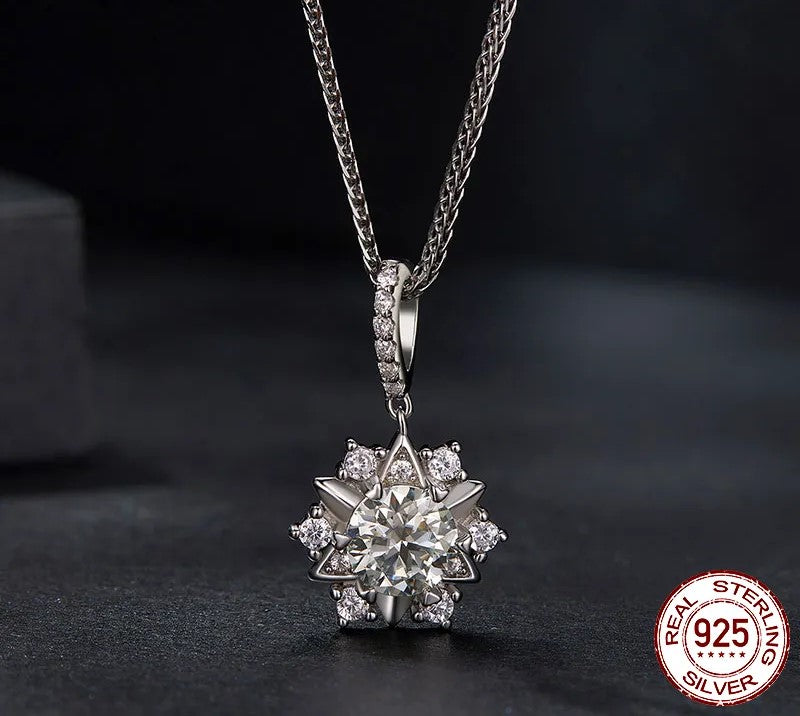 925 Sterling Silver Moissanite Star Shape Necklace - TEA LU SHOP