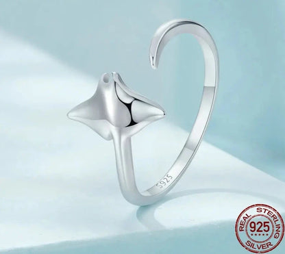 Vivid Manta Open Ring