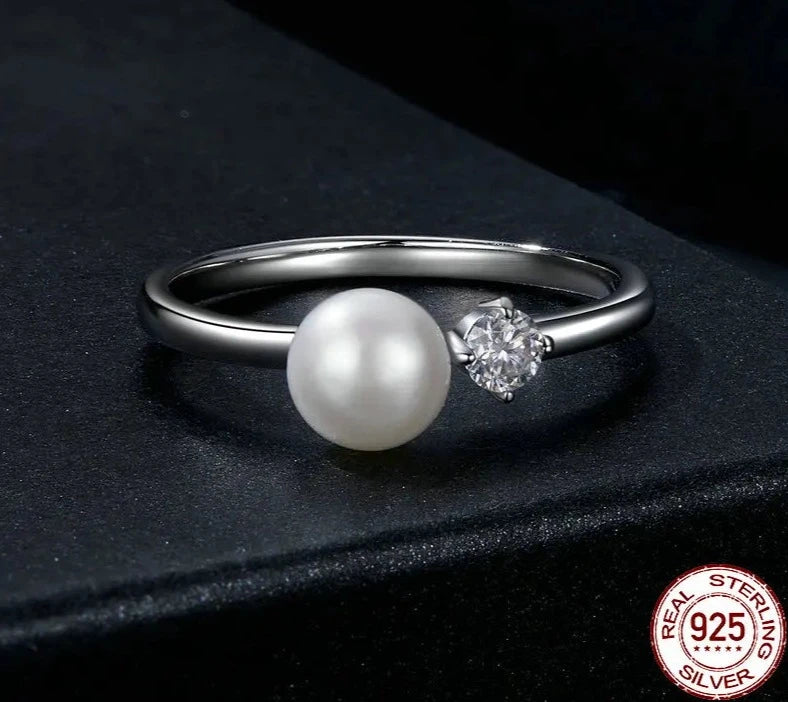925 Sterling Silver Luxury Pearl Moissanite Ring