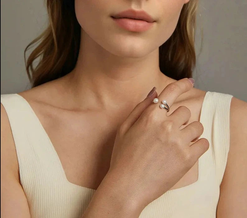 925 Sterling Silver Elegant Pearl Finger Ring