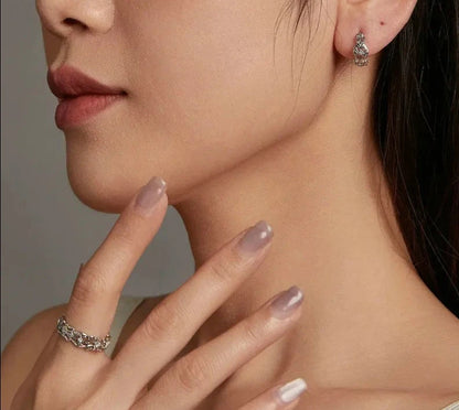 Retro Palace Pattern Open Finger Wide Ring