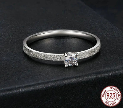 925 Sterling Silver Solitare Ring