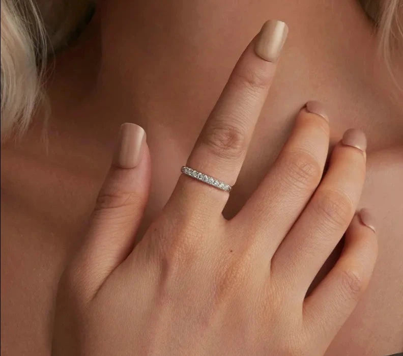 925 Sterling Silver Textured Shiny Moissanite Ring
