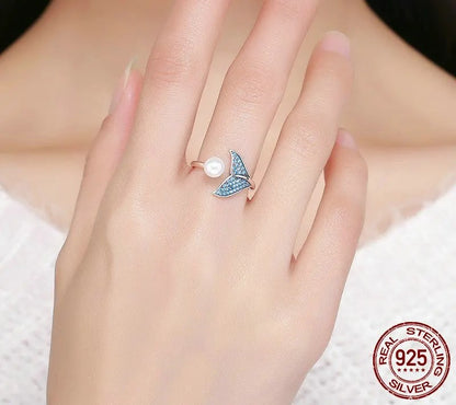 Dolphin Tail Ring 