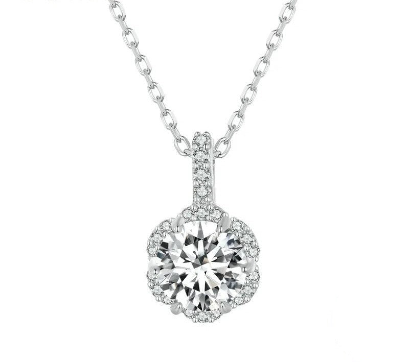 Women's Moissanite Necklace