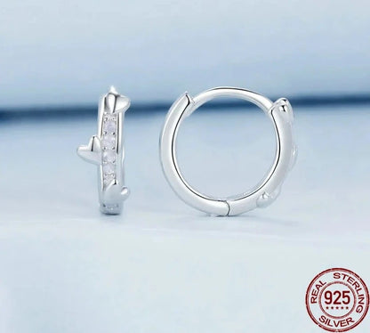 925 Sterling Silver Classic Heart-shaped Ear Buckles