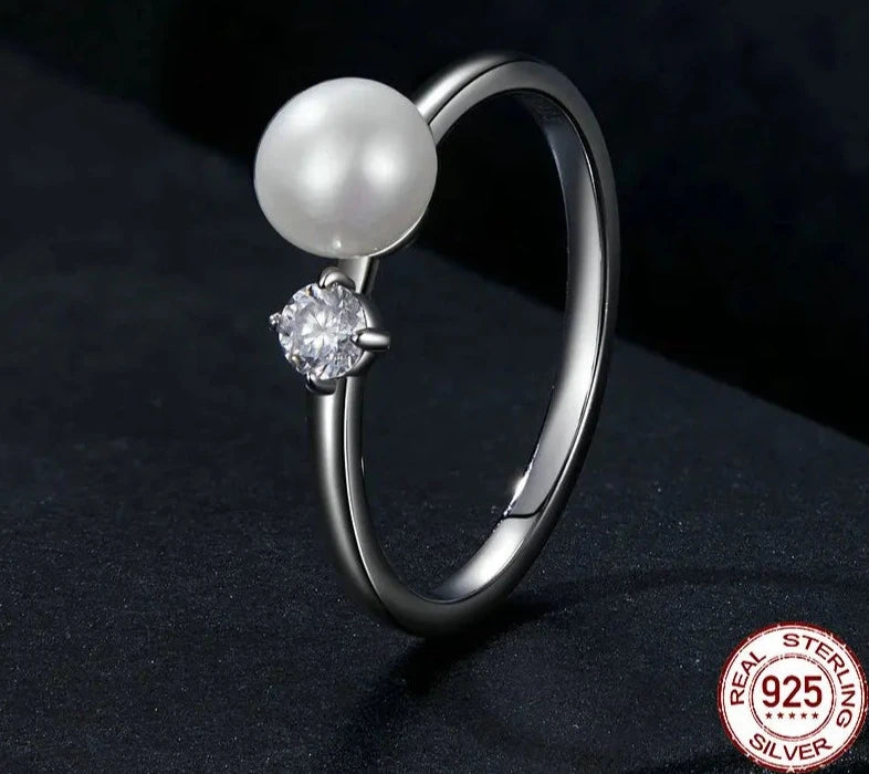 925 Sterling Silver Luxury Pearl Moissanite Ring