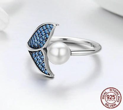 Dolphin Tail Ring 