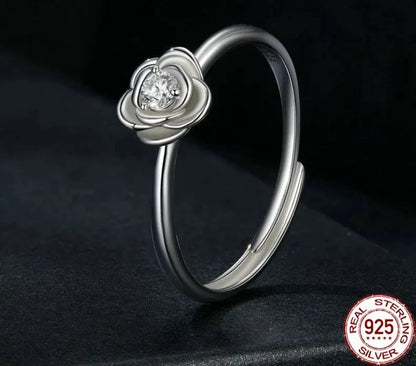 Flower Moissanite Engagement Ring