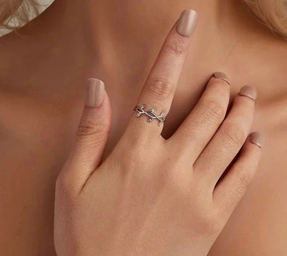 925 Sterling Silver Leaf Finger Ring