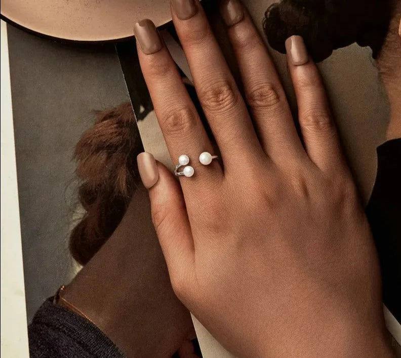 925 Sterling Silver Elegant Pearl Finger Ring