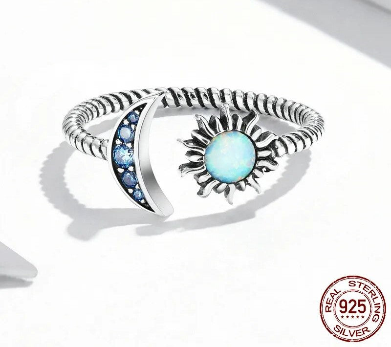 925 Sterling Silver Shining Sun & Moon Ring - TEA LU SHOP