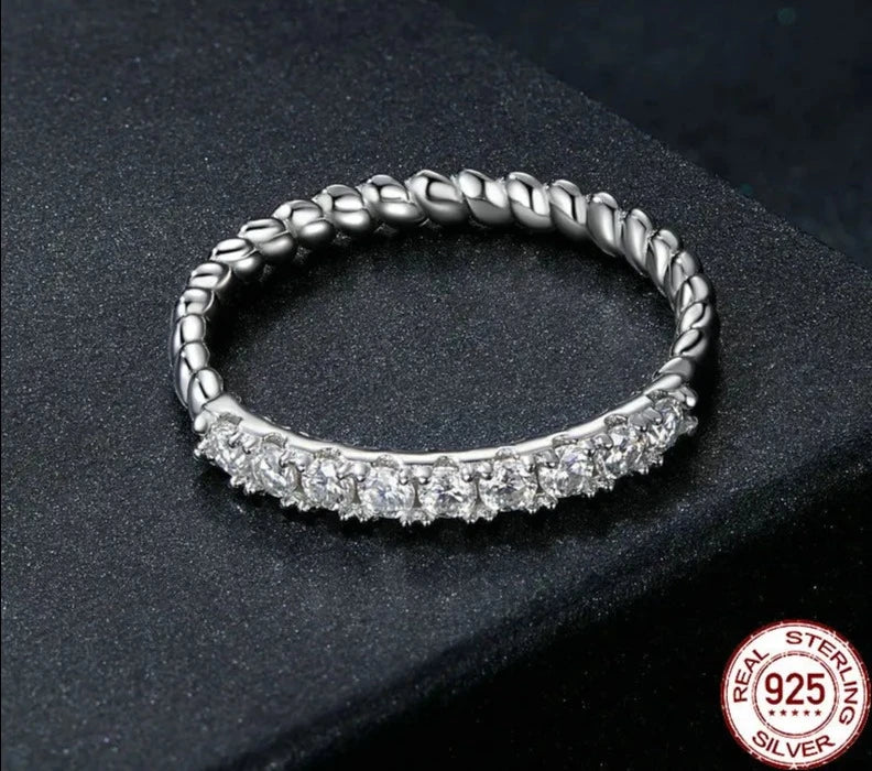 925 Sterling Silver Textured Shiny Moissanite Ring