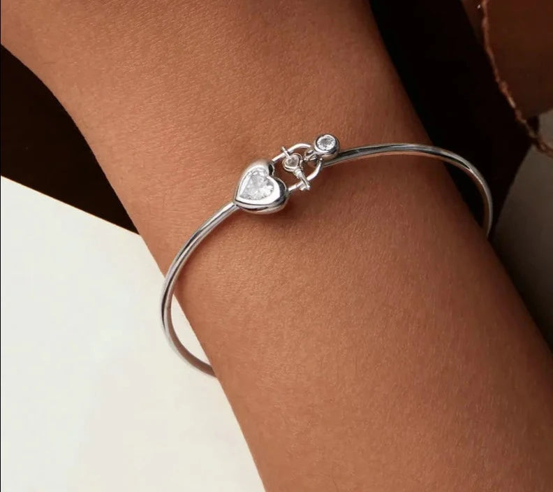 Dainty 925 Sterling Silver Lock Bar Bracelet