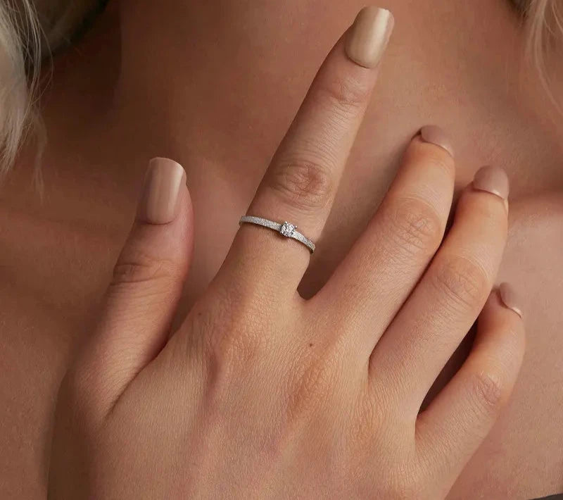 925 Sterling Silver Solitare Ring
