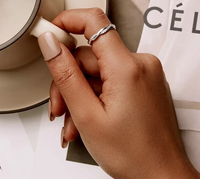 925 Sterling Silver Zircon Simple Twisted Ring - TEA LU SHOP