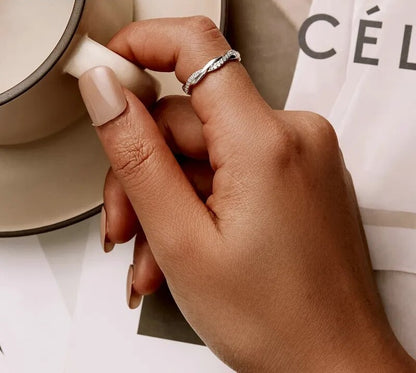925 Sterling Silver Zircon Simple Twisted Ring - TEA LU SHOP