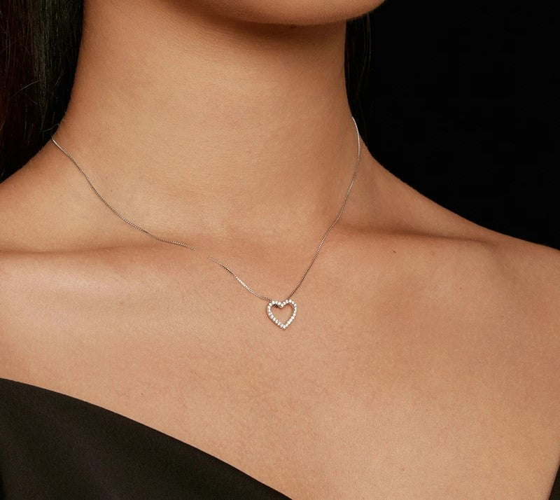 925 Sterling Silver Minimalist Moissanite Heart Necklace - TEA LU SHOP